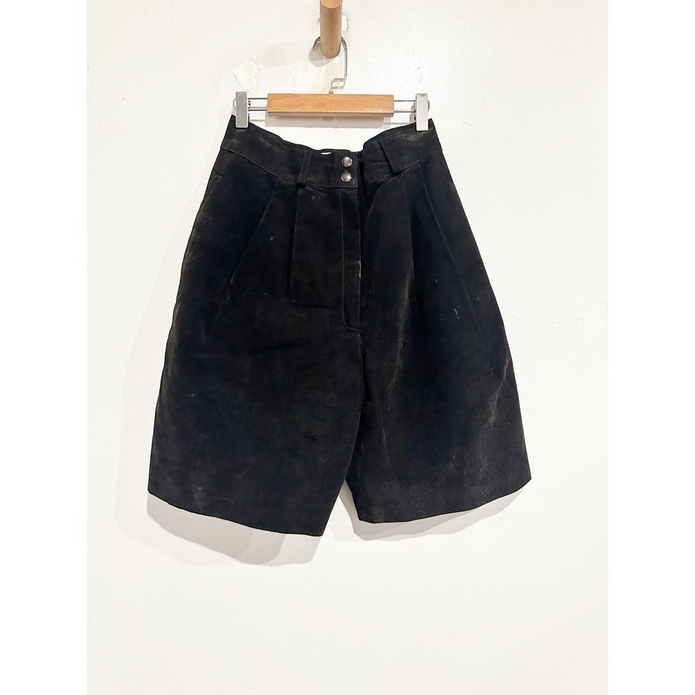 Bagatelle Vintage Black Suede High Wasted Pleated Bermuda Shorts Size‎ 10